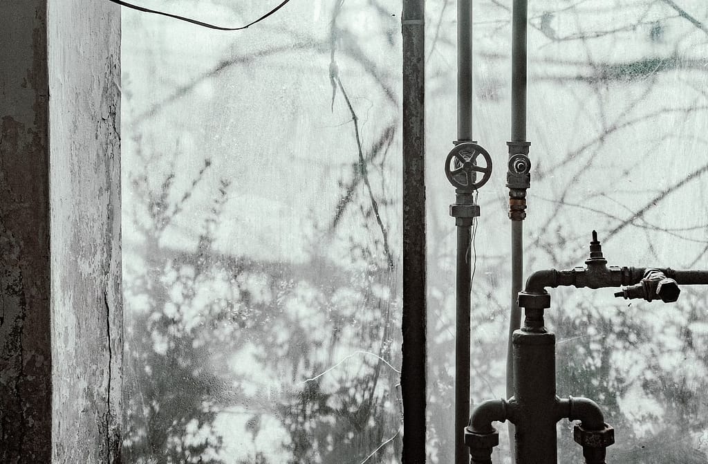 Emergency Plumbing Situations That Should Never Be Ignored 2 emergency plumbing