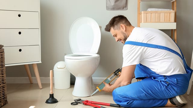 Toilet Repair & Installation in Las Vegas